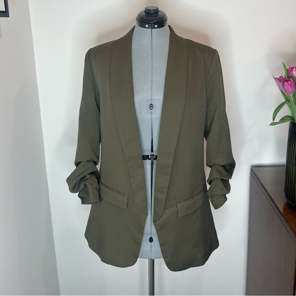 Aqua Open Front Ruched Sleeve Blazer Jacket